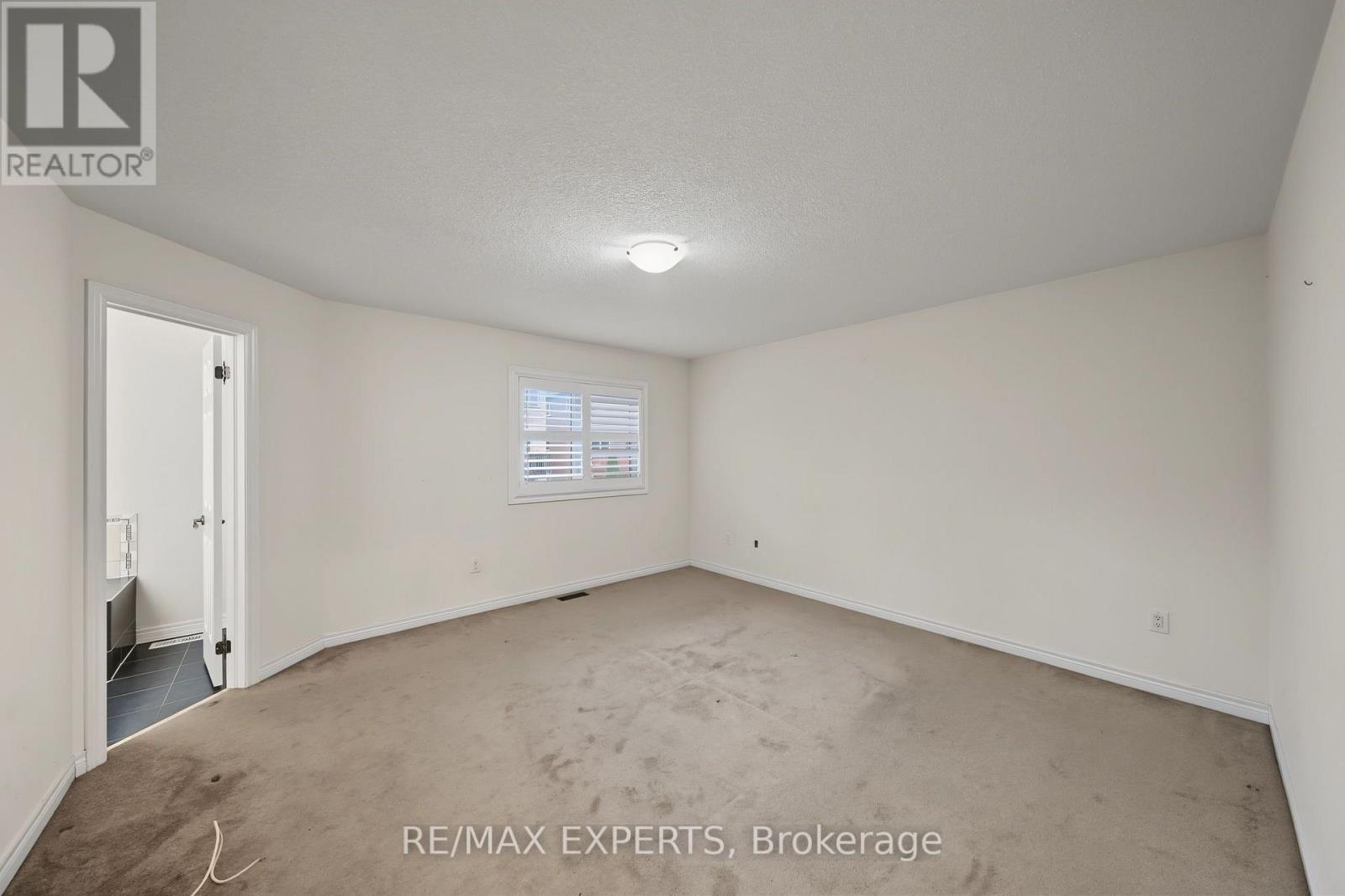 39 Naylor Drive, Bradford West Gwillimbury (Bradford), Ontario  L3Z 0K1 - Photo 28 - N13733958