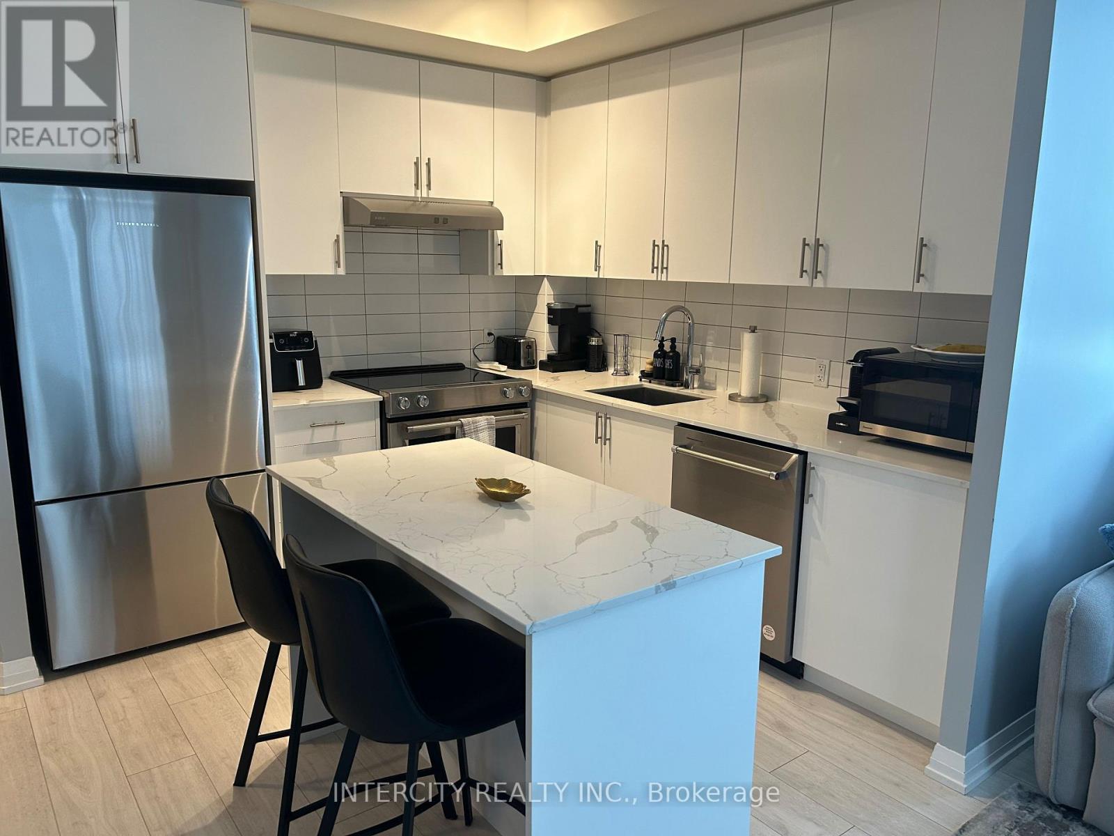 503 - 9000 Jane Street, Vaughan, Ontario  L4K 0M6 - Photo 17 - N13734016