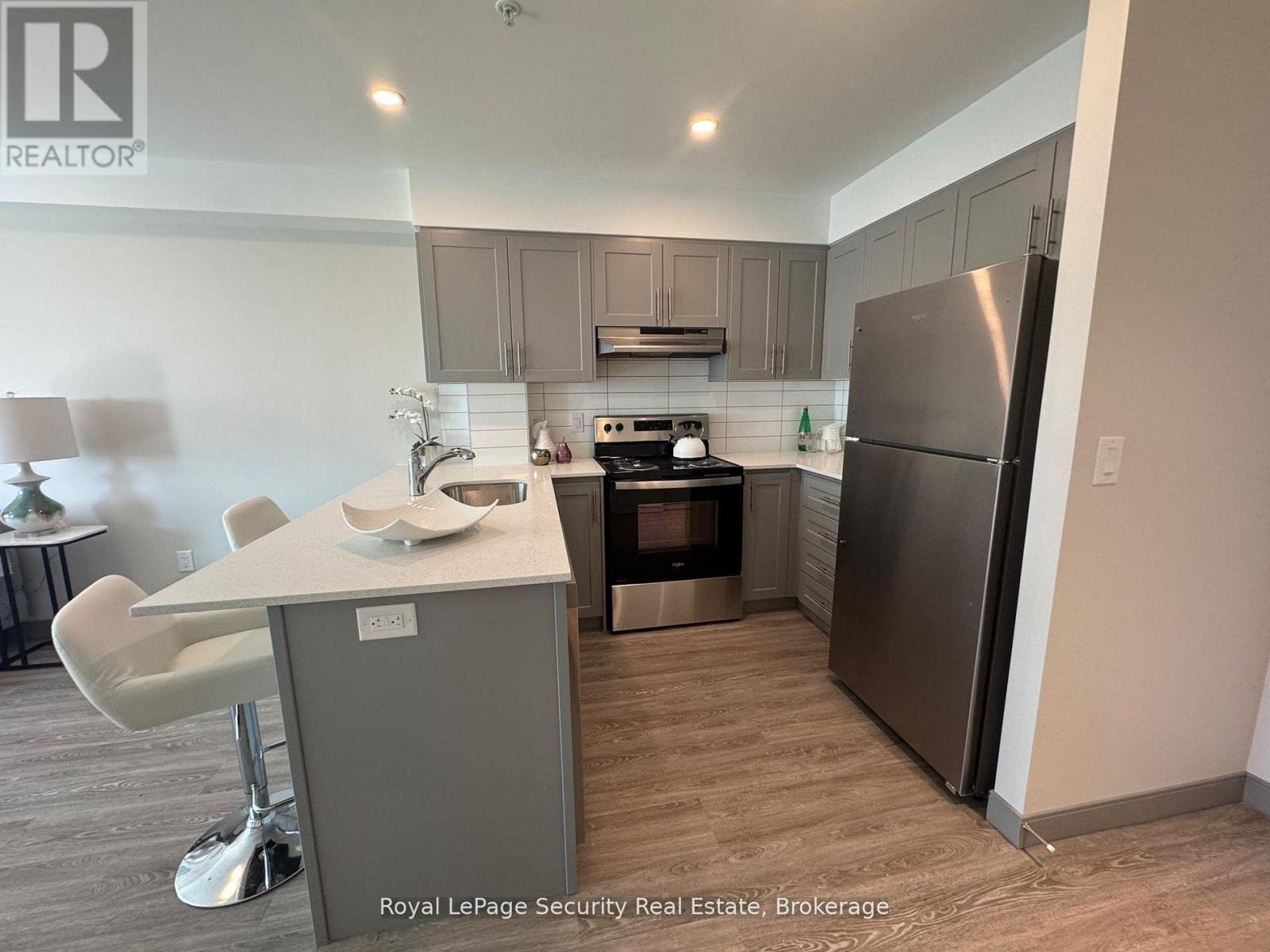 307 - 1015 Innisfil Beach Road, Innisfil, Ontario  L9S 1T3 - Photo 7 - N13734026