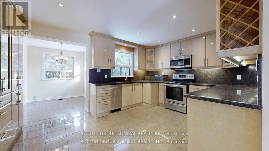 Upper - 129 Crestwood Road, Vaughan, Ontario  L4J 1A7 - Photo 14 - N13734038