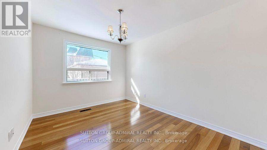 Upper - 129 Crestwood Road, Vaughan, Ontario  L4J 1A7 - Photo 25 - N13734038