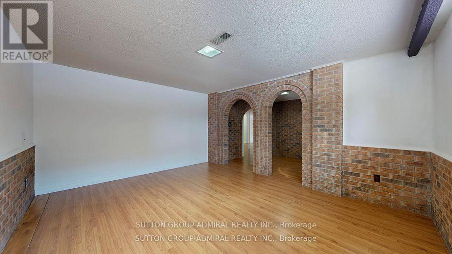 Upper - 129 Crestwood Road, Vaughan, Ontario  L4J 1A7 - Photo 44 - N13734038