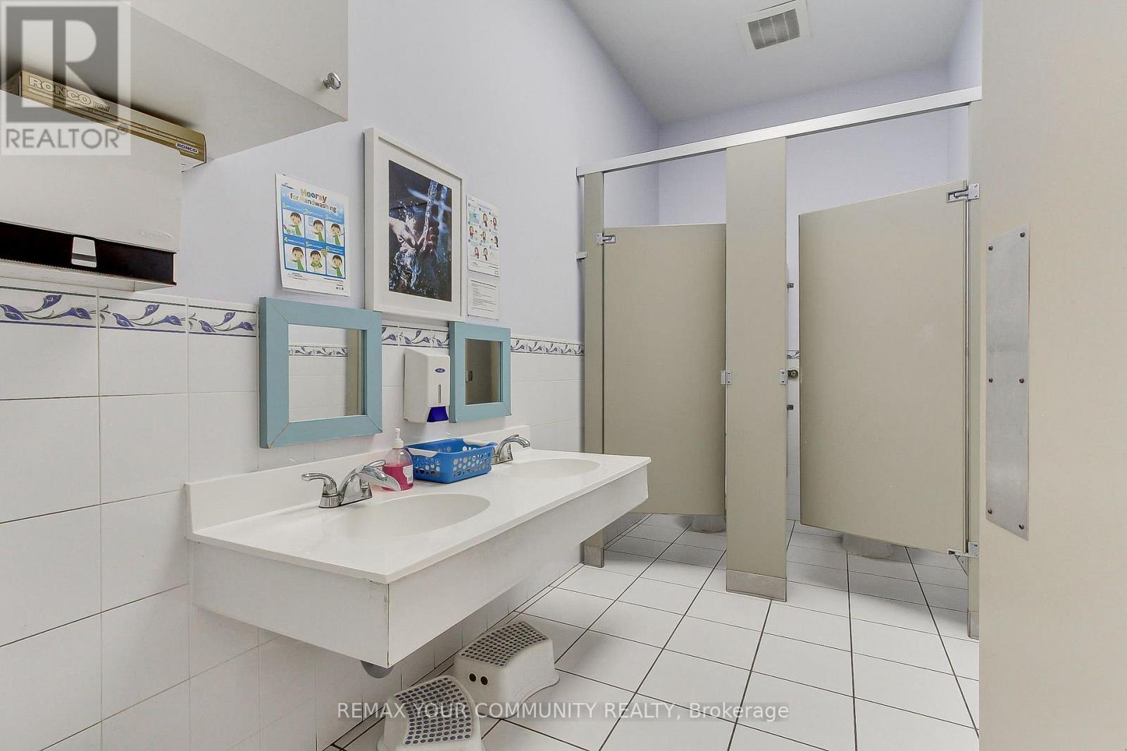 206, 207, 208 - 9921 Woodbine Avenue, Markham, Ontario  L6C 1B7 - Photo 12 - N13550328