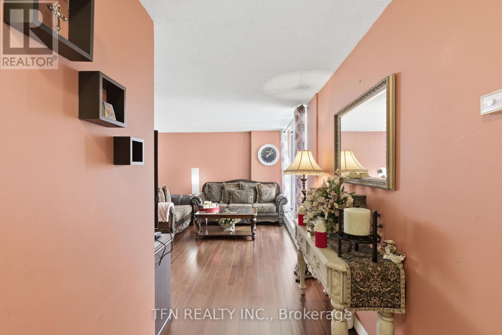 1204 - 2345 Confederation Parkway, Mississauga, Ontario  L5B 2H3 - Photo 3 - W13237288