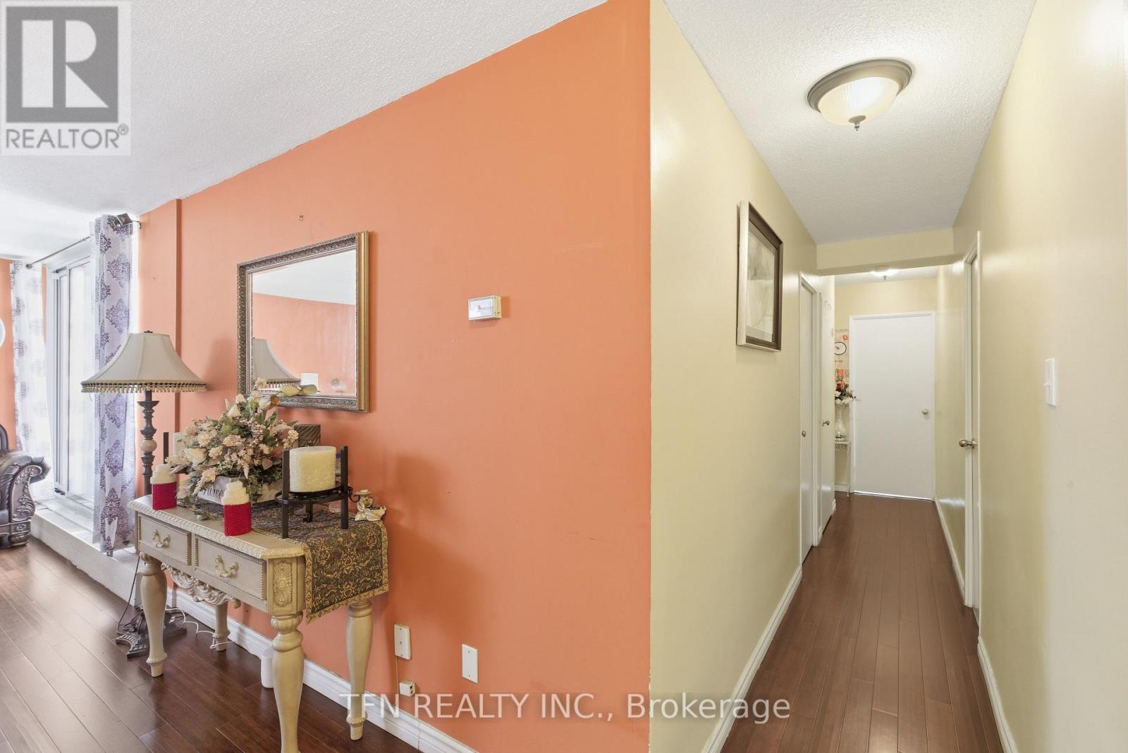 1204 - 2345 Confederation Parkway, Mississauga, Ontario  L5B 2H3 - Photo 30 - W13237288