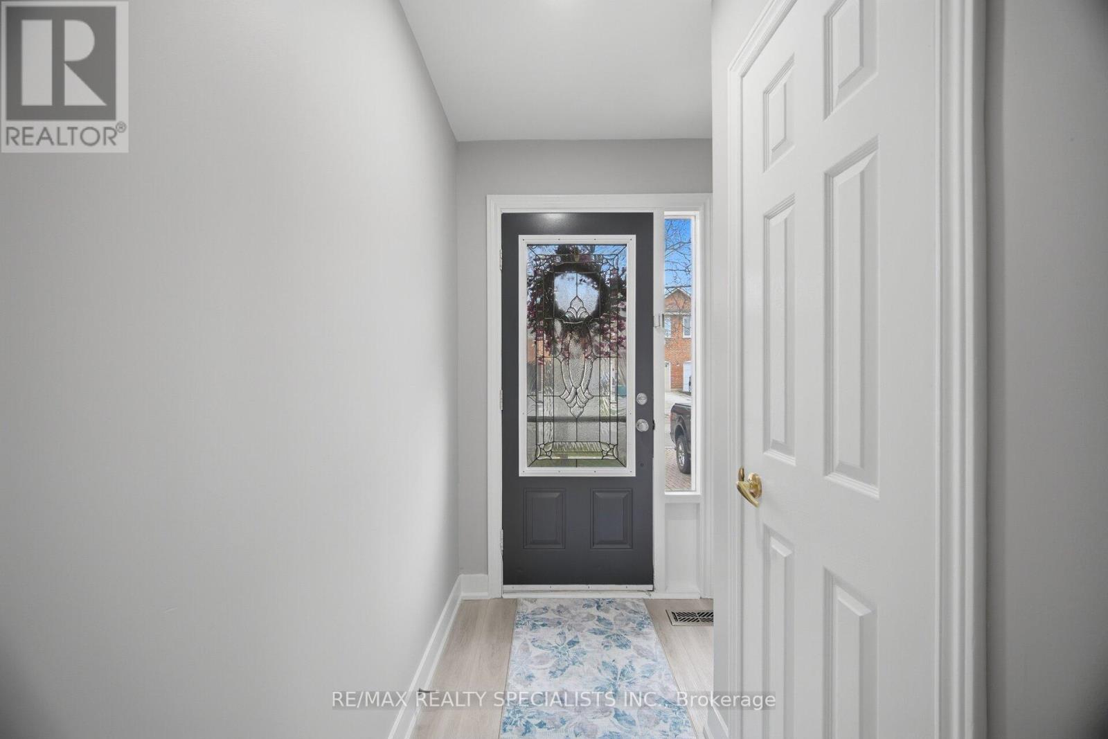 69 Wood Circle, Caledon, Ontario  L7E 1R4 - Photo 6 - W13516584