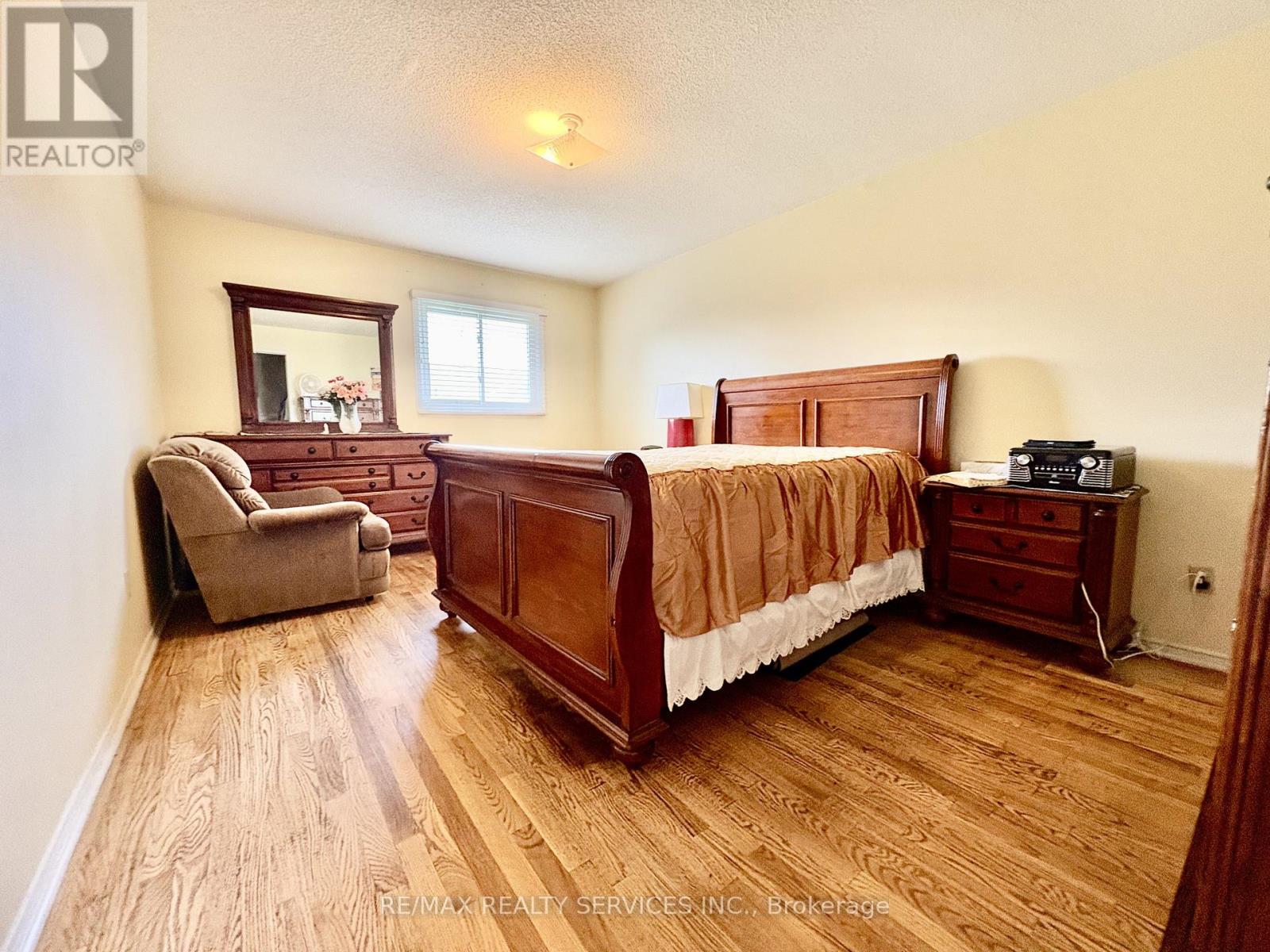 4460 Ashley Avenue, Mississauga, Ontario  L5R 2A2 - Photo 12 - W13525788