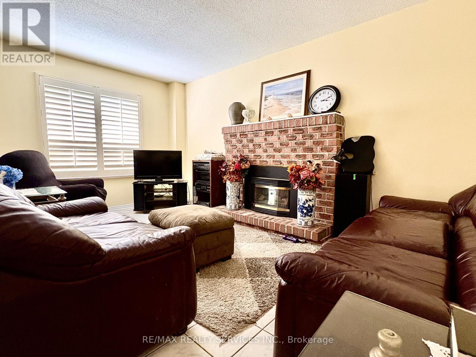4460 Ashley Avenue, Mississauga, Ontario  L5R 2A2 - Photo 7 - W13525788