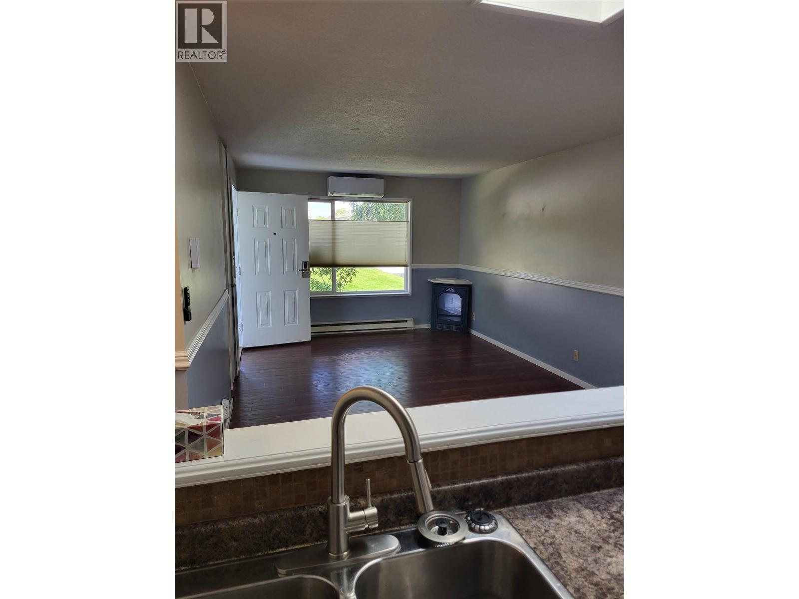 601 Wade Avenue W Unit# 105, Penticton, British Columbia  V2A 1V6 - Photo 4 - 10392065