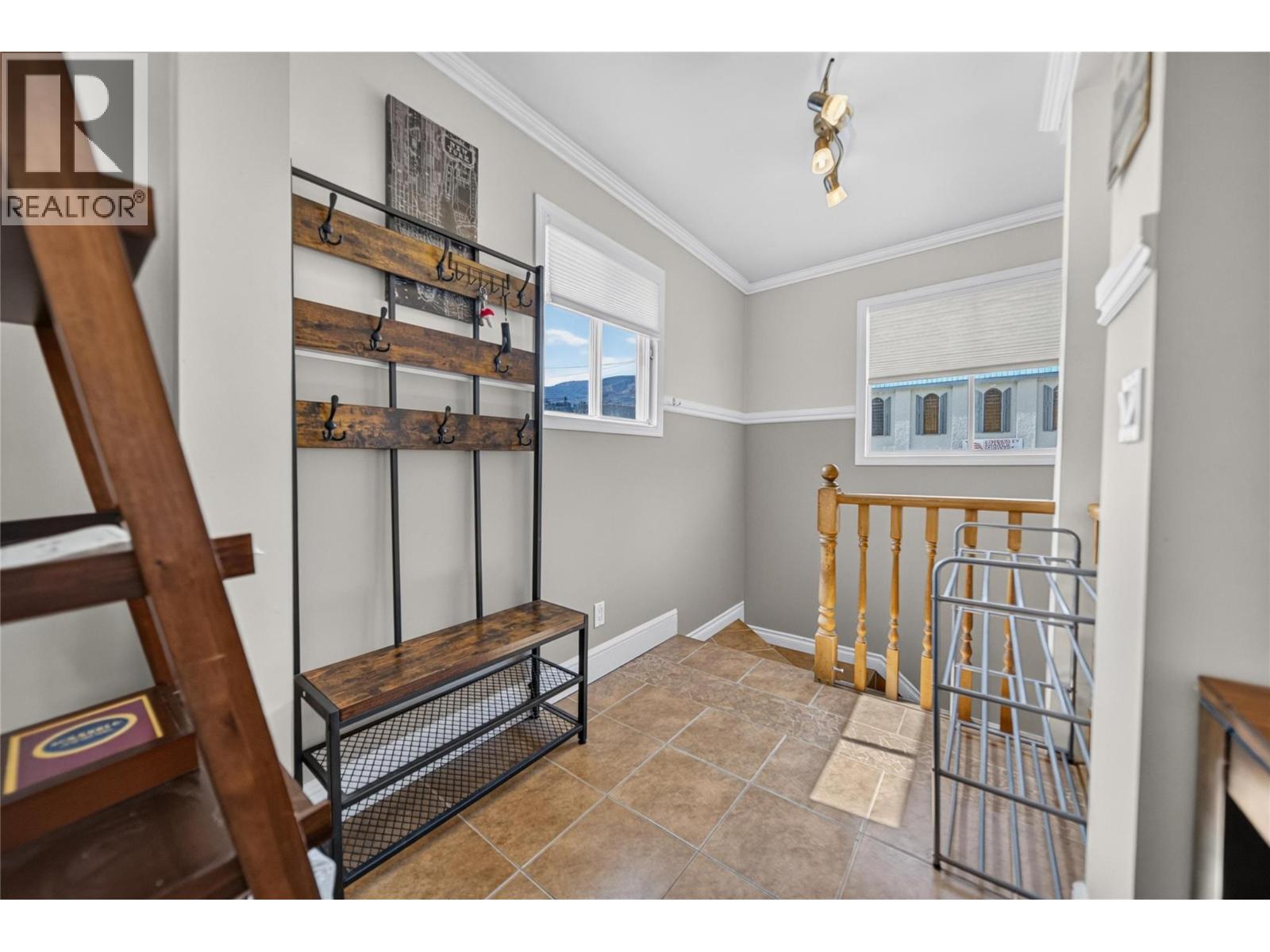 10 Wallinger Avenue, Kimberley, British Columbia V1A 1Y5 - Photo 5 - 10398601