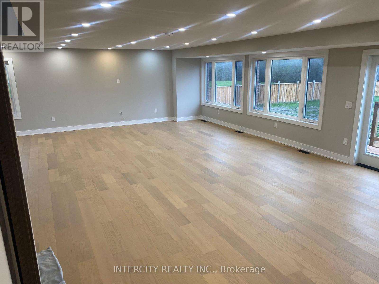 30 Stanley Carberry Drive, Brampton, Ontario  L6P 0B9 - Photo 7 - W13733960