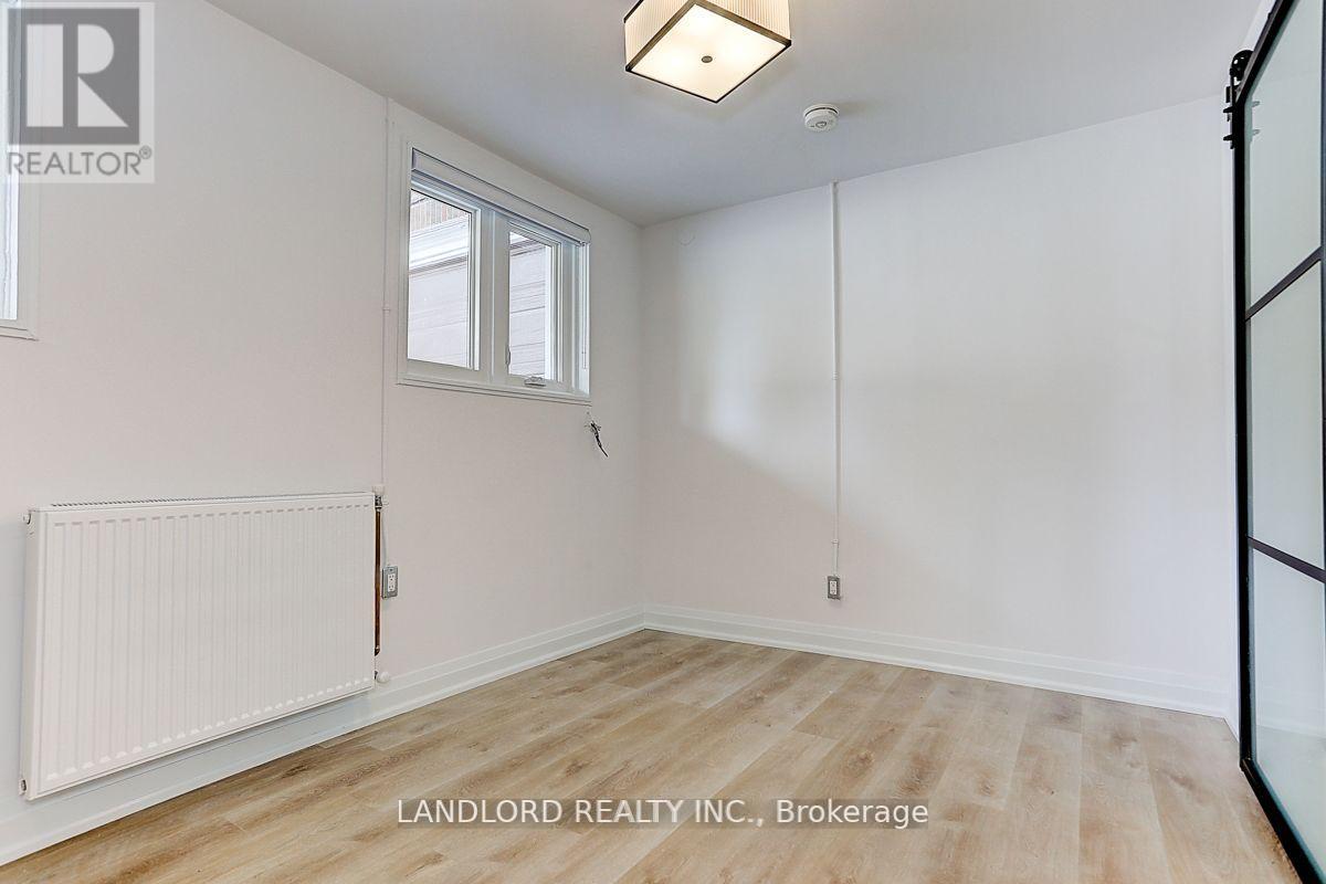 23 - 2520 Bloor Street W, Toronto, Ontario  M6S 1R8 - Photo 10 - W13734032