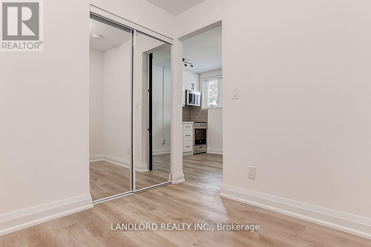 23 - 2520 Bloor Street W, Toronto, Ontario  M6S 1R8 - Photo 13 - W13734032
