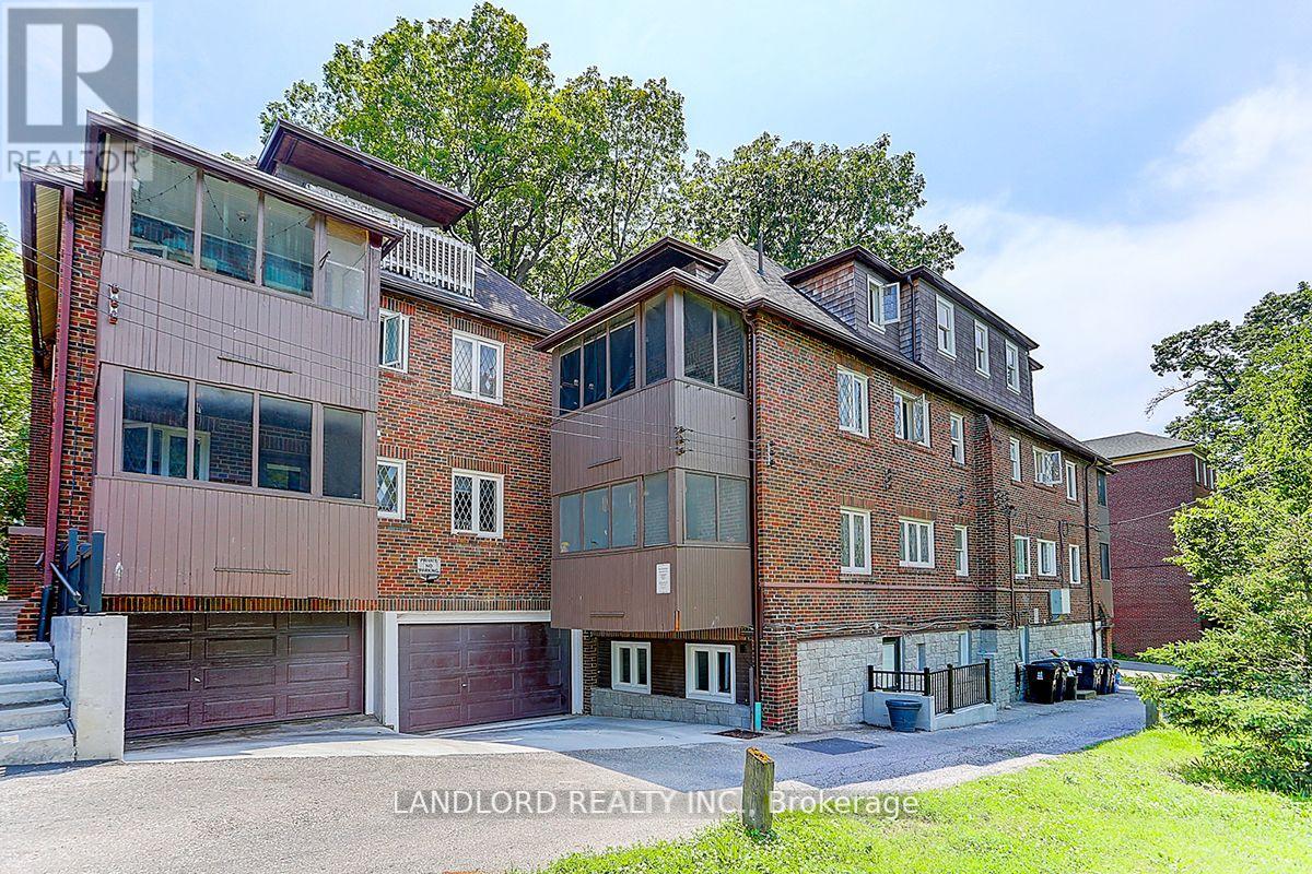 23 - 2520 Bloor Street W, Toronto, Ontario  M6S 1R8 - Photo 18 - W13734032