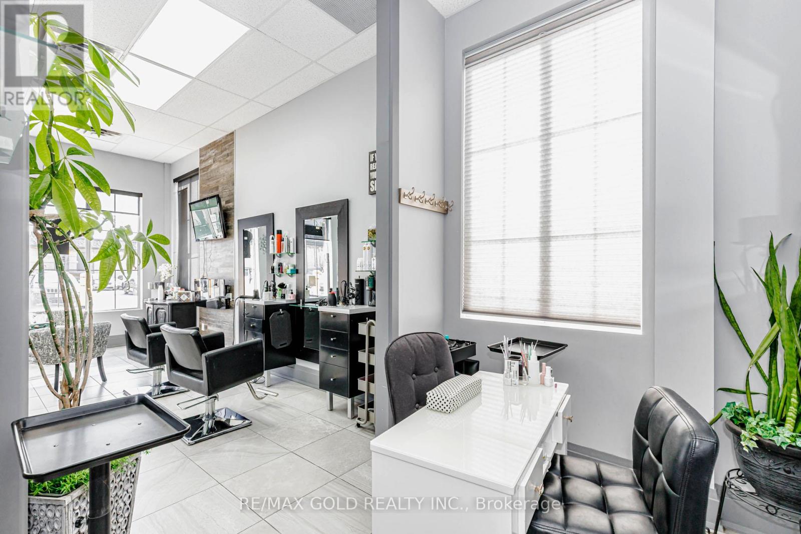 16 - 143 Clarence Street, Unit 16 Street, Brampton, Ontario  L6W 1T2 - Photo 27 - W13734048
