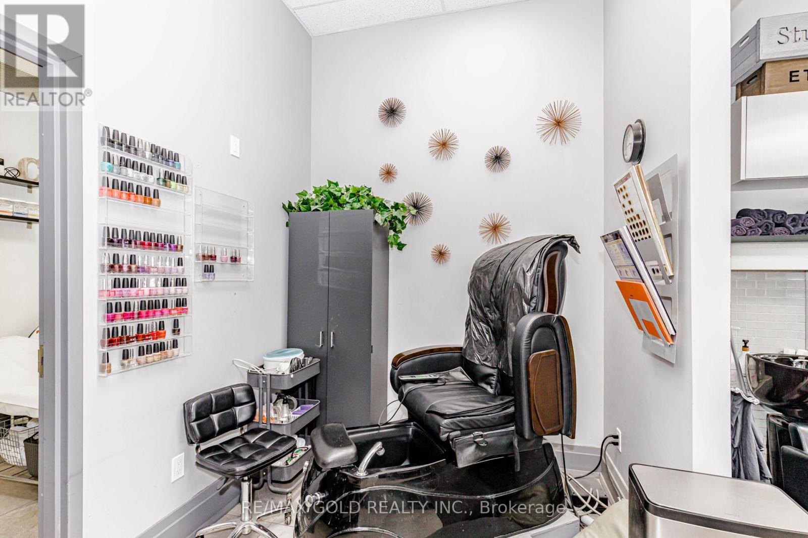 16 - 143 Clarence Street, Unit 16 Street, Brampton, Ontario  L6W 1T2 - Photo 42 - W13734048