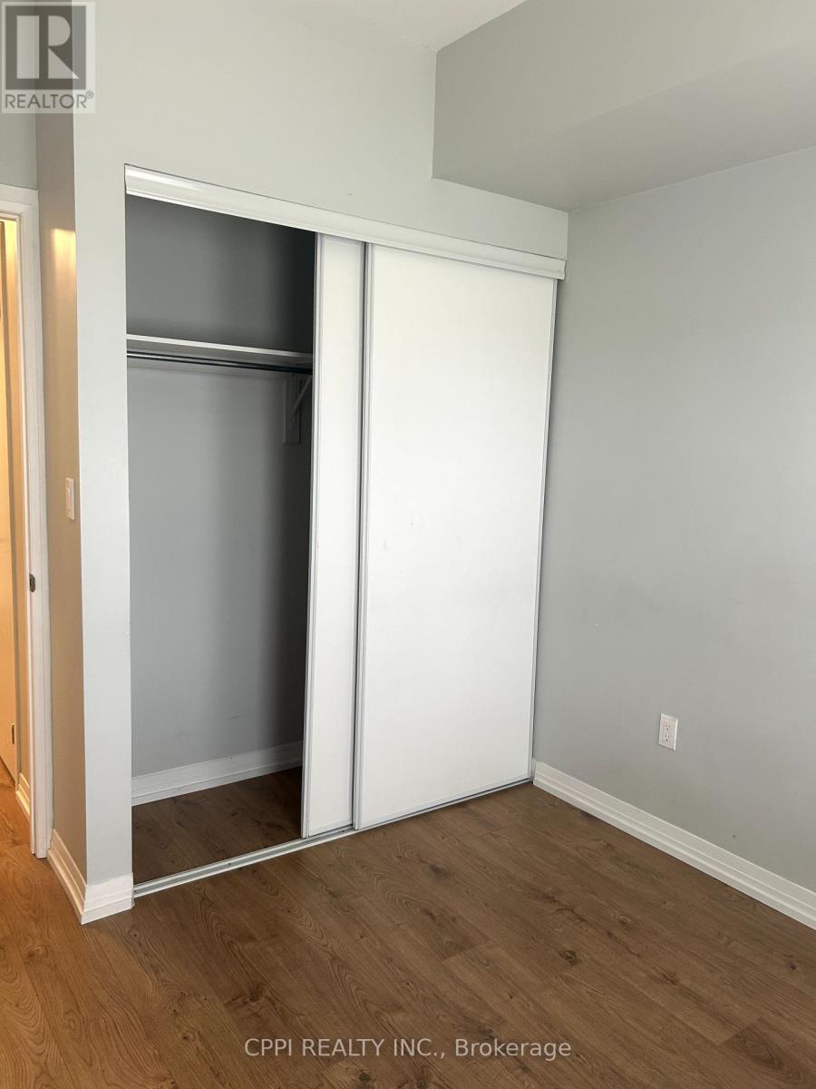 318b - 402 East Mall Drive, Toronto (Islington-City Centre West), Ontario  M9C 5J5 - Photo 5 - W13734108