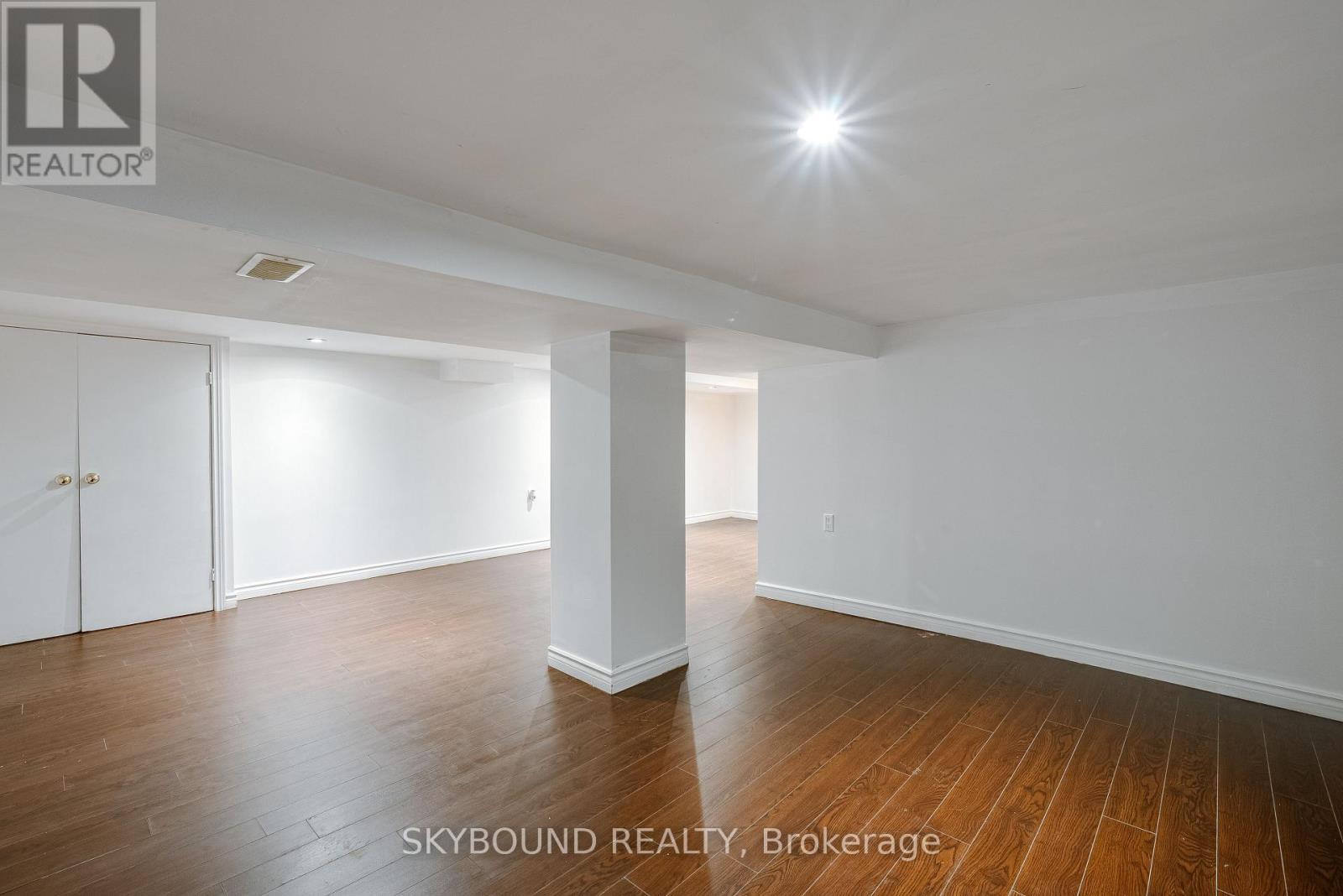 43 Craydon Avenue, Toronto, Ontario  M6M 2C8 - Photo 29 - W13734126