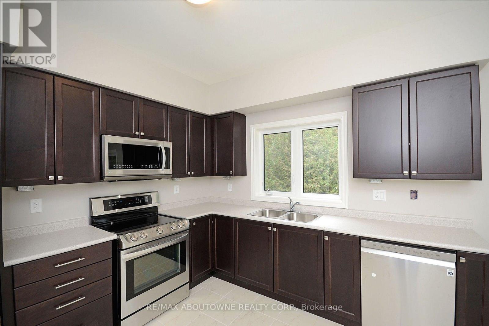 22 Ryan Street, Centre Wellington, Ontario  N1M 0C9 - Photo 20 - X13734148