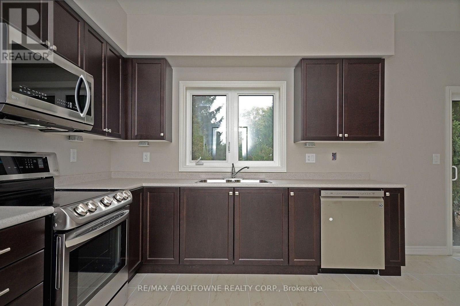 22 Ryan Street, Centre Wellington, Ontario  N1M 0C9 - Photo 24 - X13734148