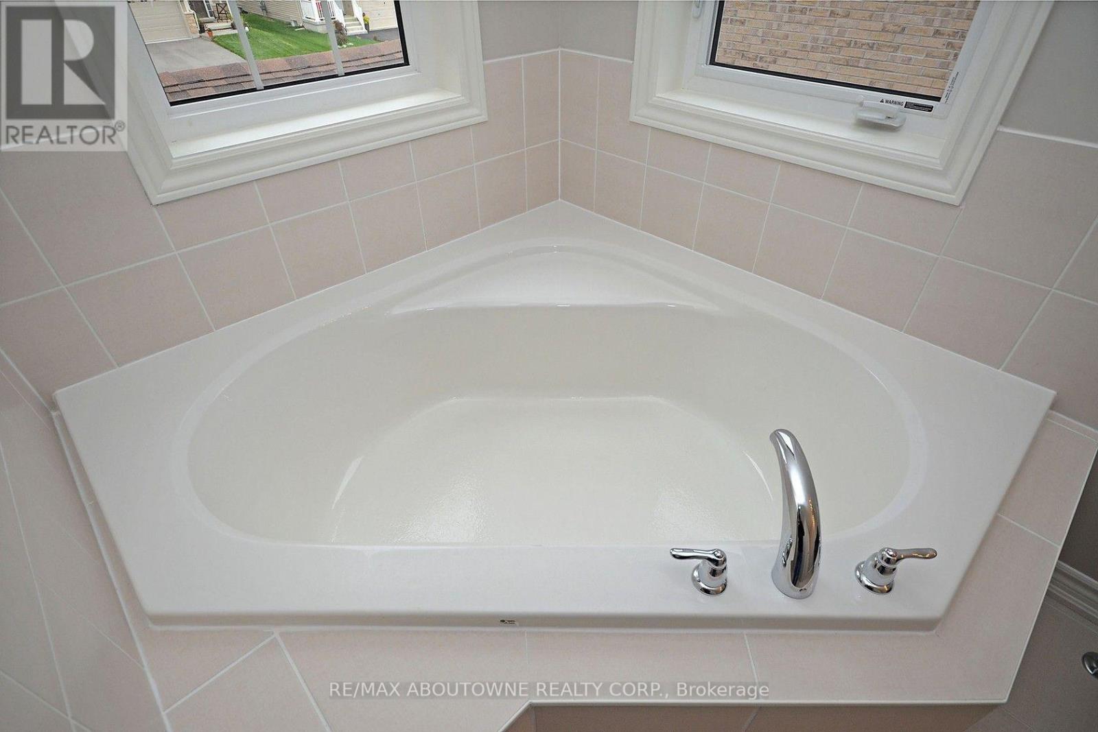 22 Ryan Street, Centre Wellington, Ontario  N1M 0C9 - Photo 36 - X13734148