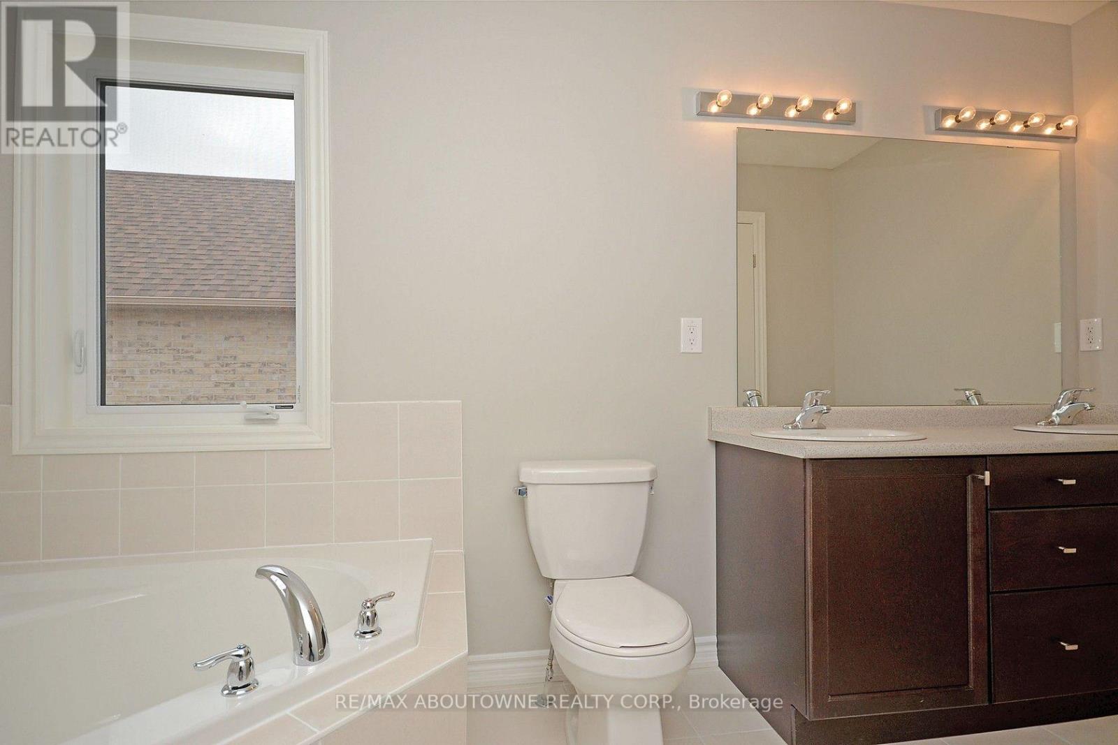 22 Ryan Street, Centre Wellington, Ontario  N1M 0C9 - Photo 37 - X13734148