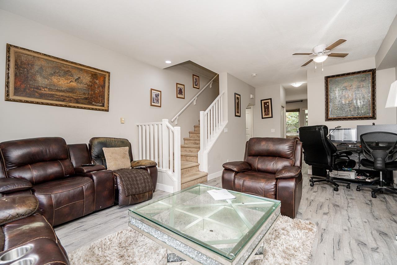 11 16772 61 Avenue, Surrey, British Columbia  V3S 4P2 - Photo 2 - R3160262