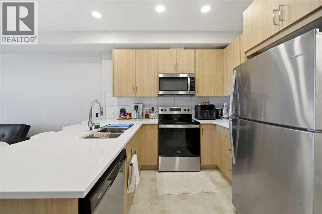 318, 55 Wolf Hollow Crescent Se, Calgary, Alberta  T2X 5K9 - Photo 3 - A2333840