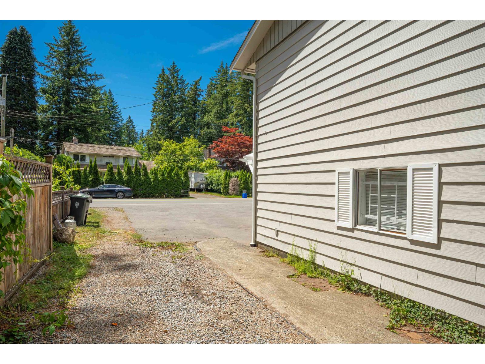 19745 38a Avenue, Langley, British Columbia  V3A 4W7 - Photo 26 - R3160595