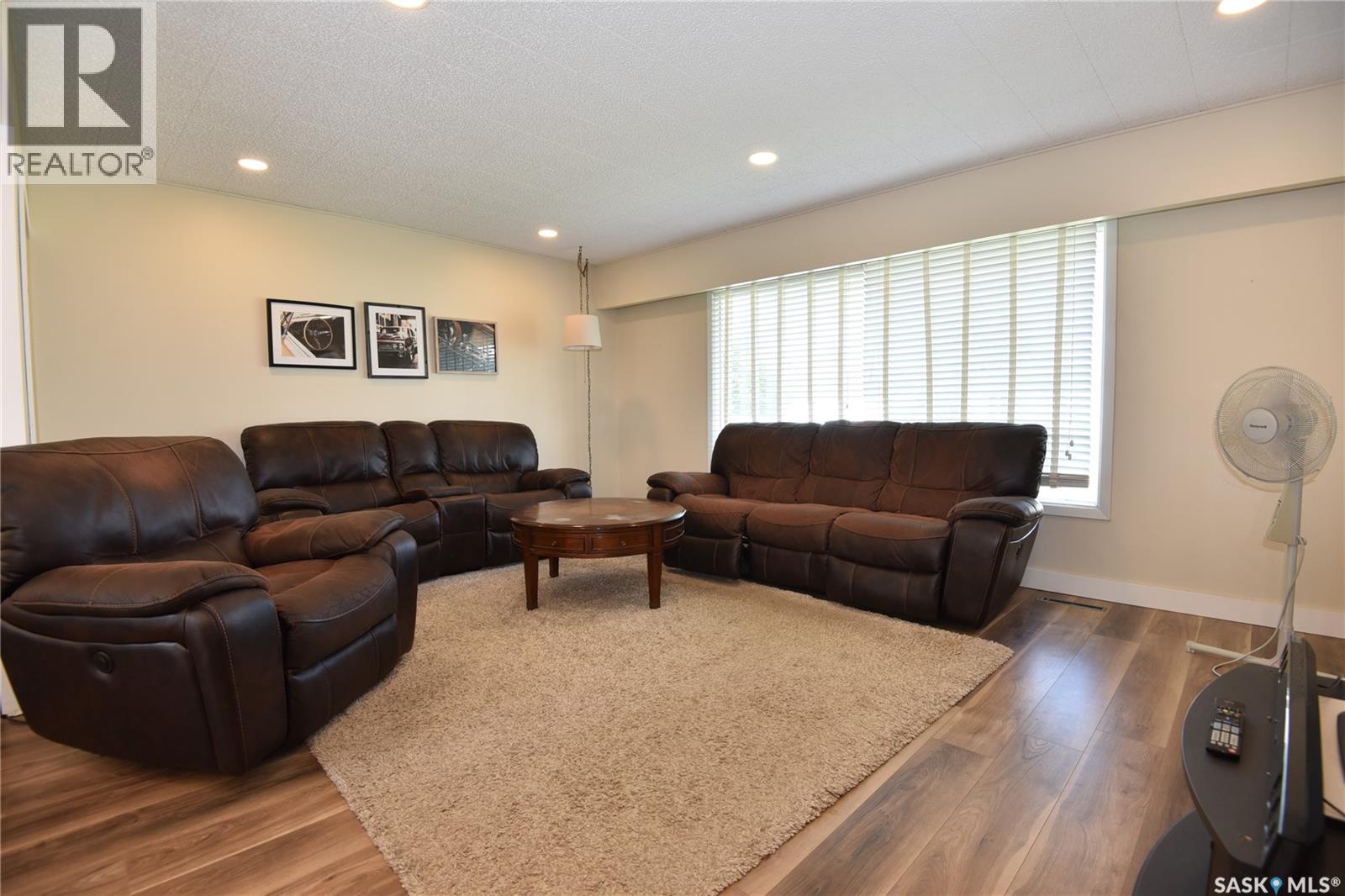 614 10th Avenue W, Nipawin, Saskatchewan  S0E 1E0 - Photo 12 - SK047224