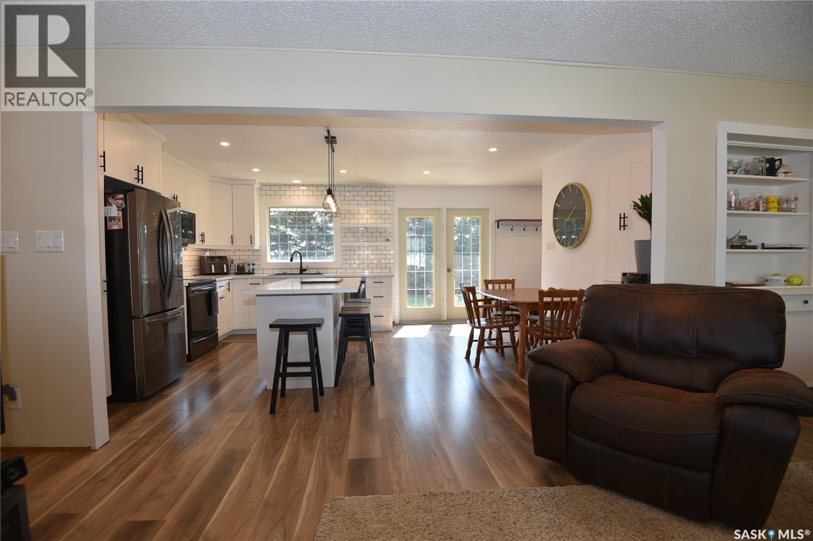 614 10th Avenue W, Nipawin, Saskatchewan  S0E 1E0 - Photo 16 - SK047224