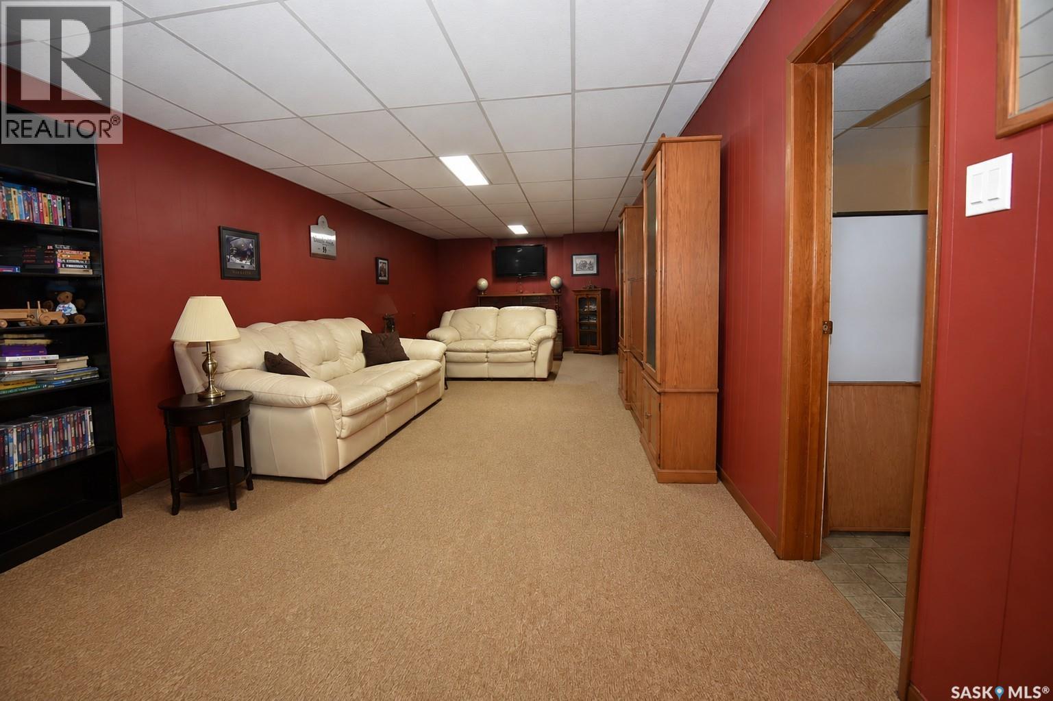 614 10th Avenue W, Nipawin, Saskatchewan  S0E 1E0 - Photo 25 - SK047224