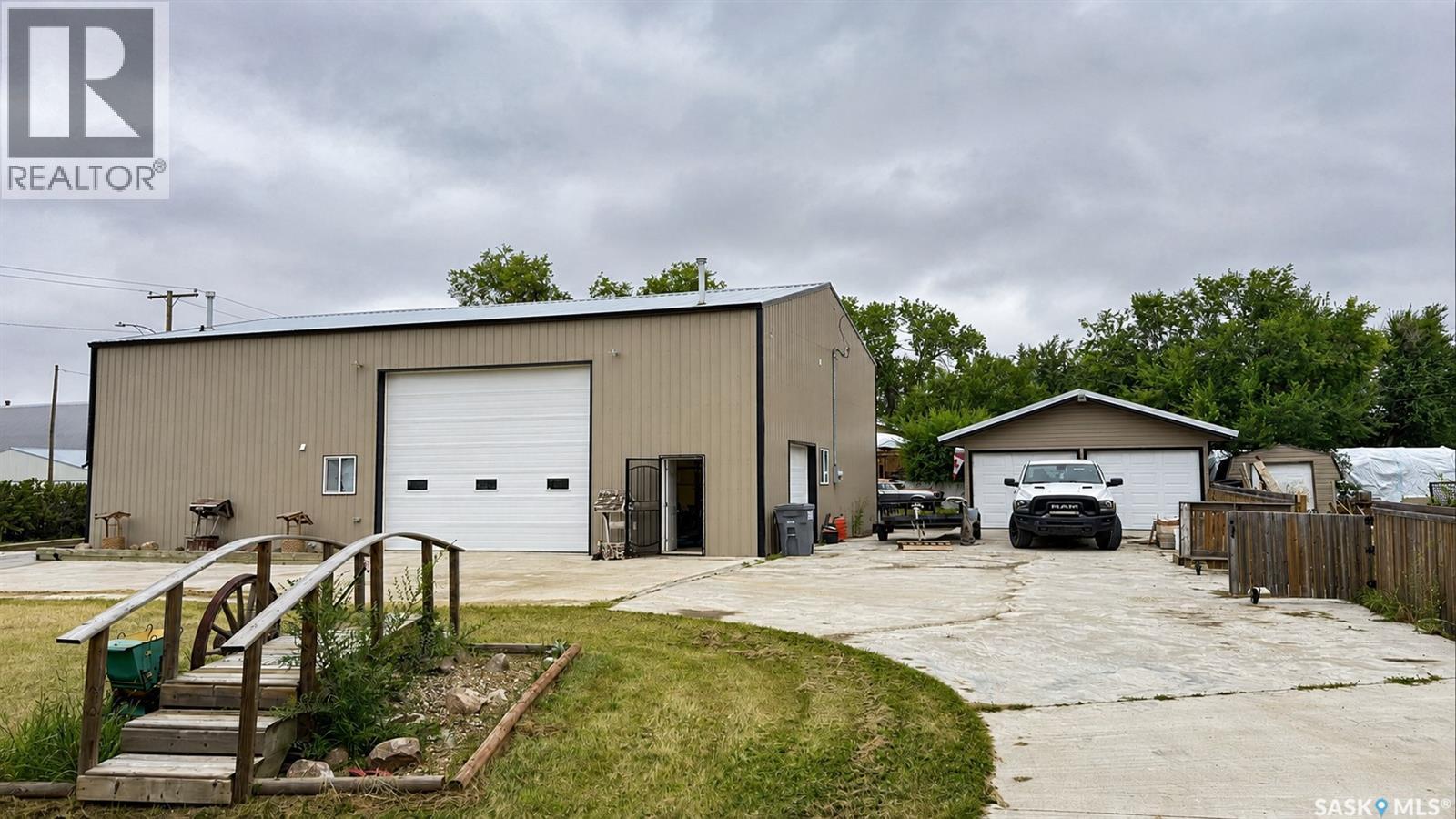 Chaplin Acreage - Two Houses And Large Shop, Chaplin, Saskatchewan  S0H 0V0 - Photo 68 - SK047126