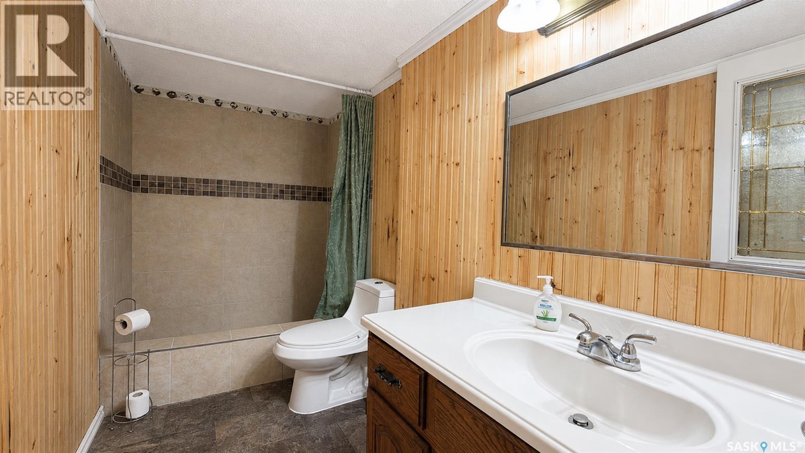 Chaplin Acreage - Two Houses And Large Shop, Chaplin, Saskatchewan  S0H 0V0 - Photo 69 - SK047126
