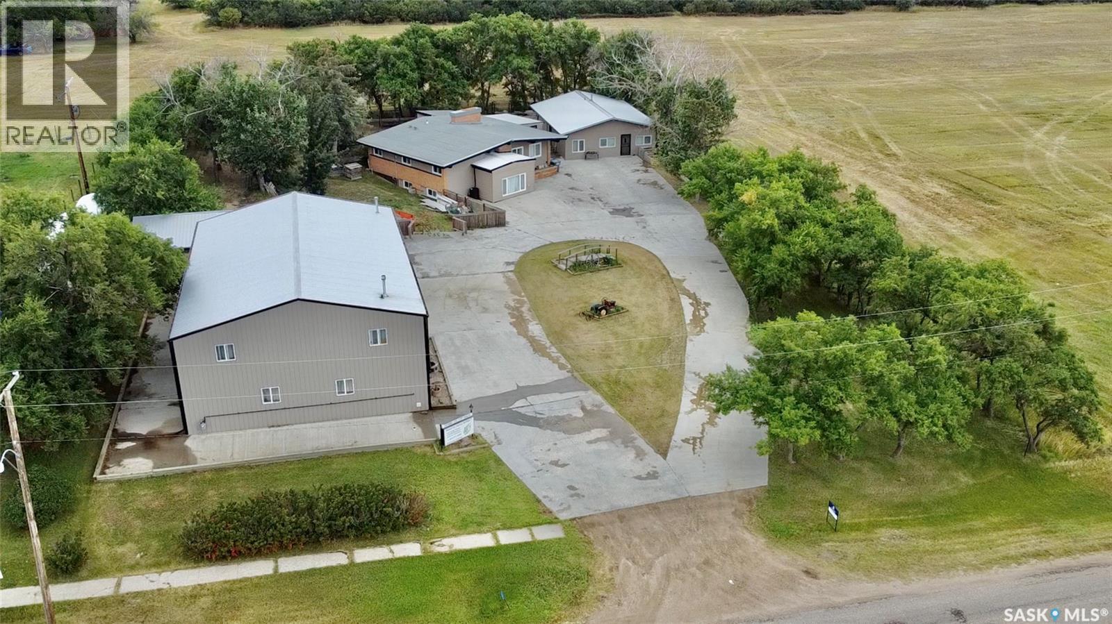 Chaplin Acreage - Two Houses And Large Shop, Chaplin, Saskatchewan  S0H 0V0 - Photo 76 - SK047126