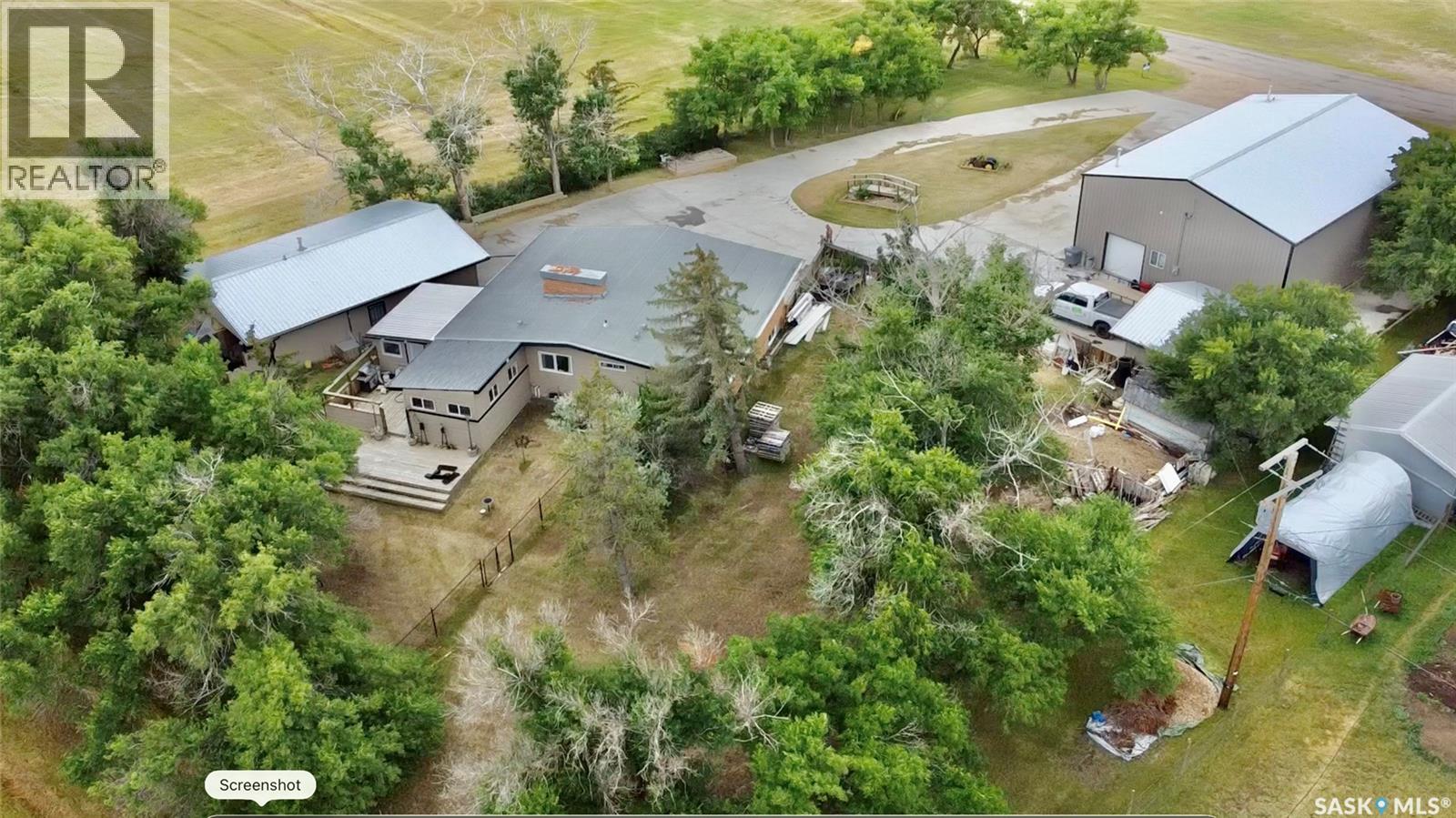 Chaplin Acreage - Two Houses And Large Shop, Chaplin, Saskatchewan  S0H 0V0 - Photo 78 - SK047126