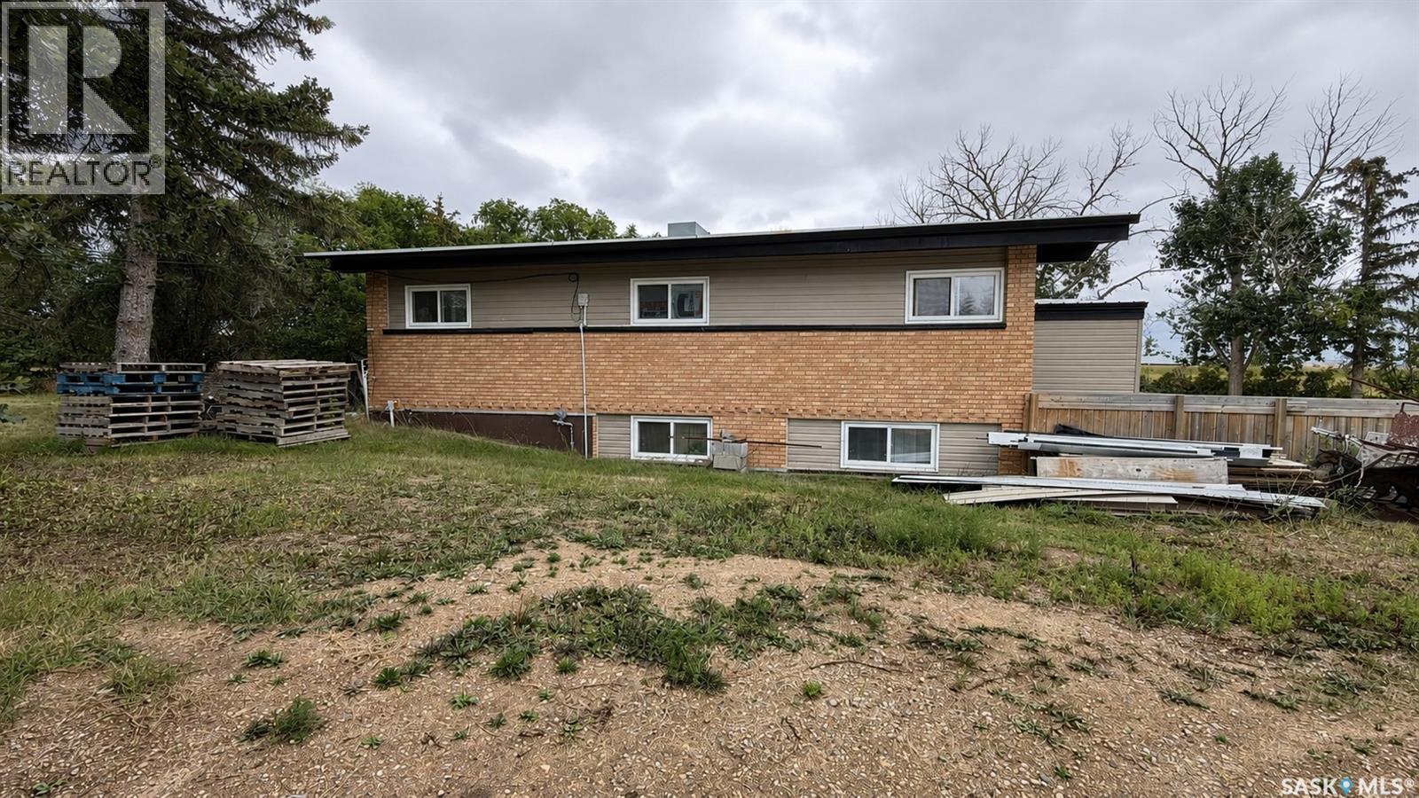 Chaplin Acreage - Two Houses And Large Shop, Chaplin, Saskatchewan  S0H 0V0 - Photo 80 - SK047126