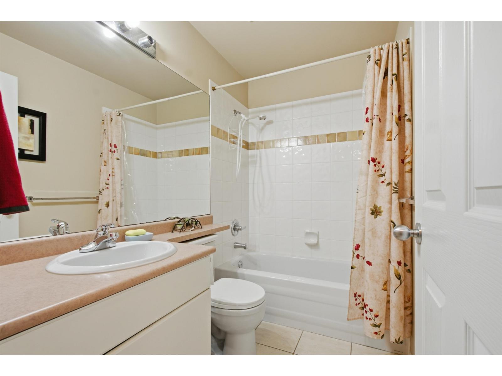 69 8888 151 Street, Surrey, British Columbia  V3R 0Z9 - Photo 3 - R3160434