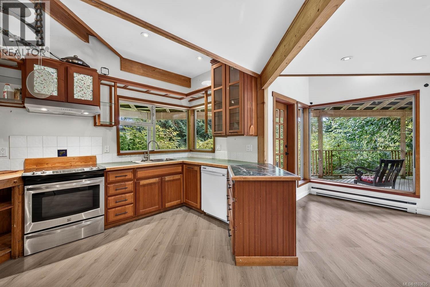 201 Price Rd, Salt Spring, British Columbia  V8K 2E9 - Photo 11 - 1033635