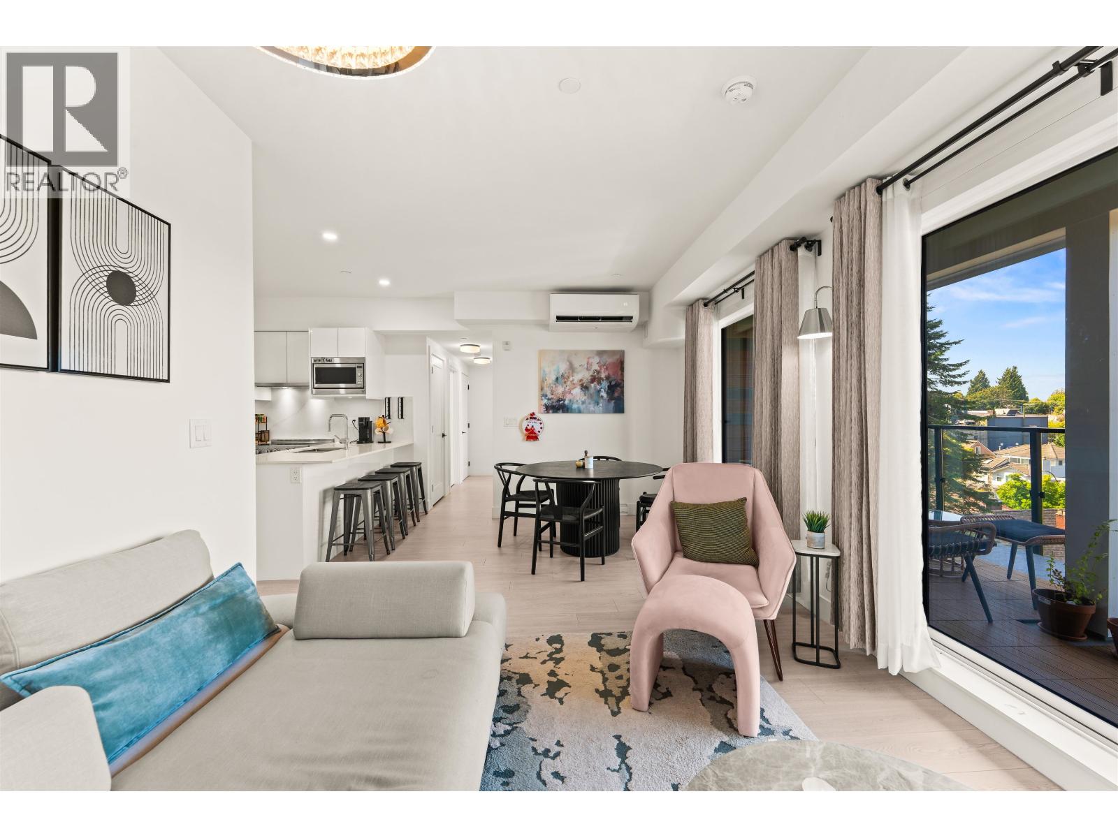 606 5399 Joyce Street, Vancouver, British Columbia  V5R 4H3 - Photo 6 - R3160497