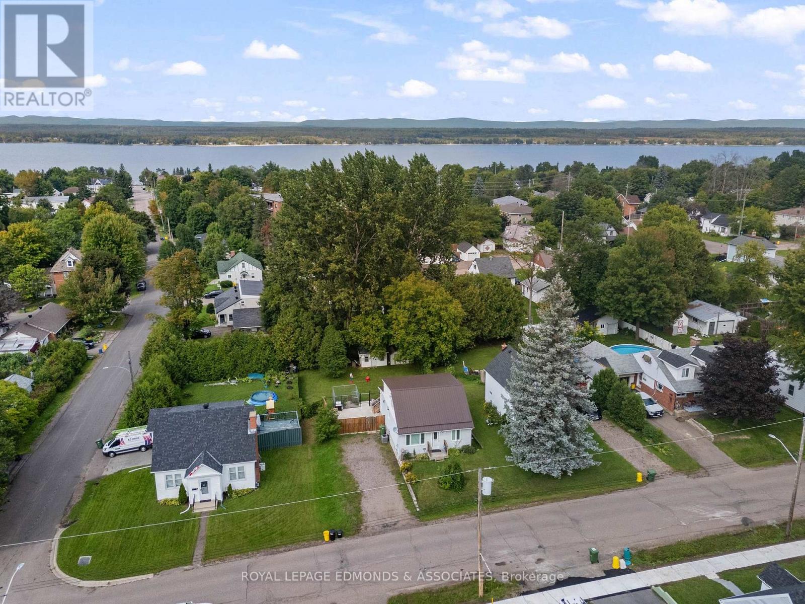 403 Alfred Street, Pembroke, Ontario K8A 3B3 - Photo 3 - X13734208