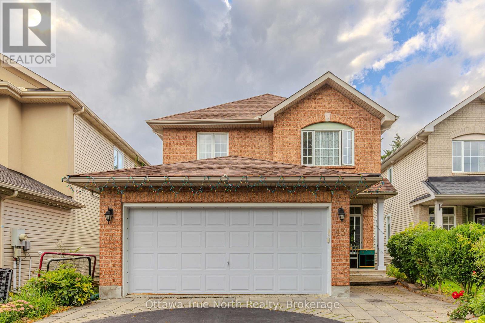 43 Evanshen Crescent, Ottawa, Ontario