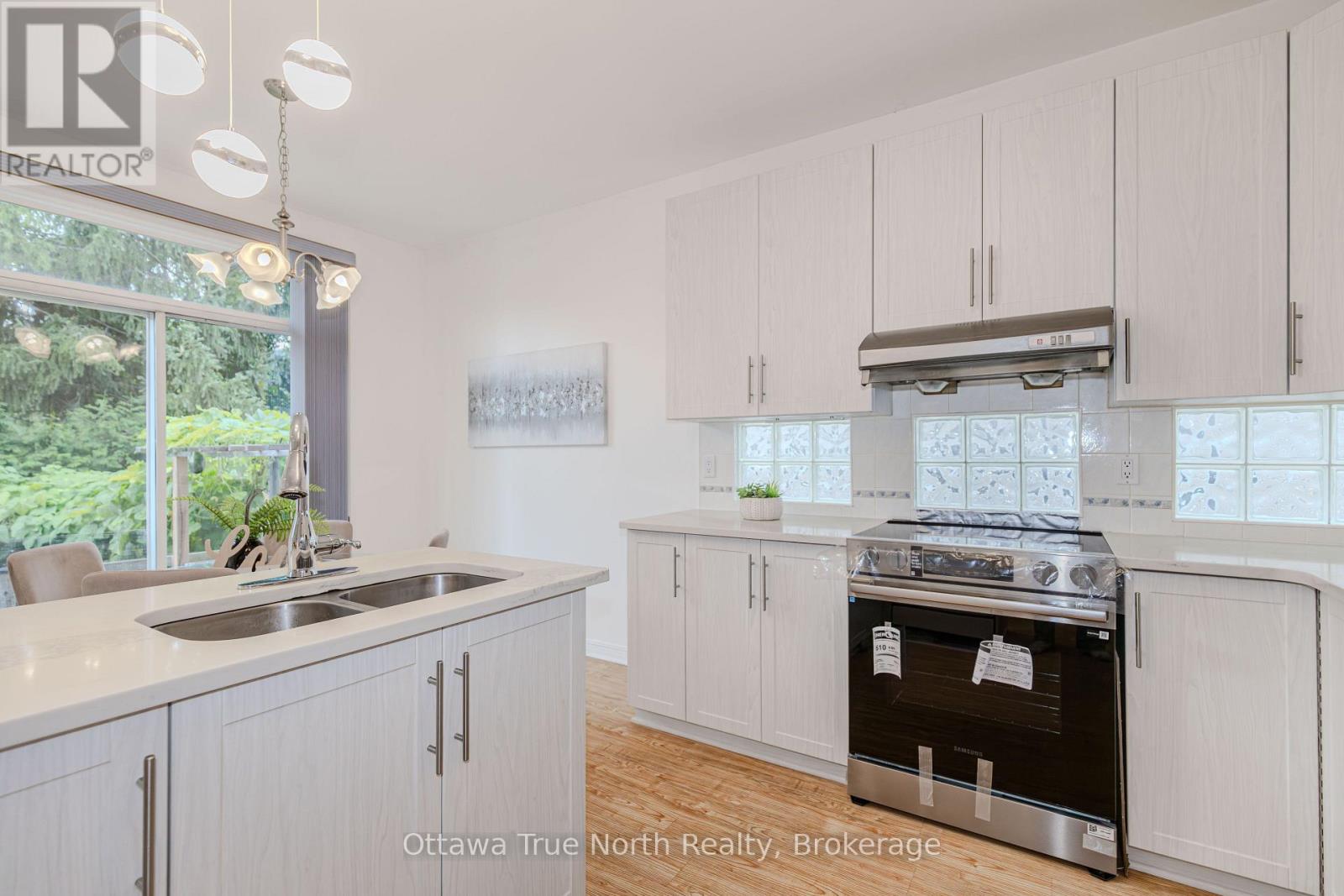 43 Evanshen Crescent, Ottawa, Ontario  K2K 2Z7 - Photo 12 - X13734214