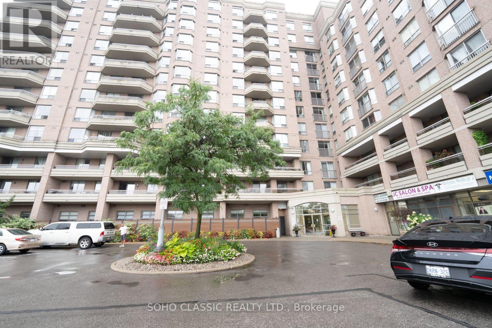 809 - 1700 EGLINTON AVENUE E, Toronto, Ontario