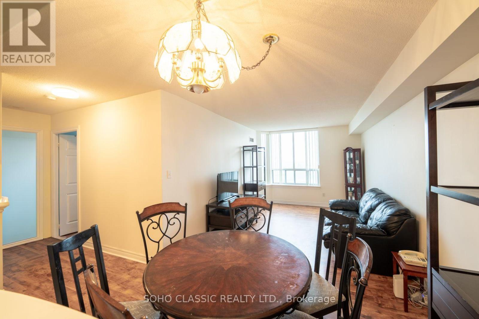 809 - 1700 Eglinton Avenue E, Toronto, Ontario  M4A 2X4 - Photo 10 - C13734210