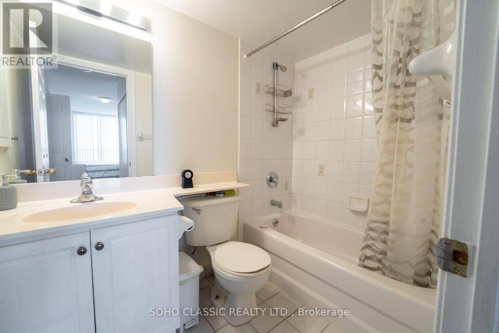 809 - 1700 Eglinton Avenue E, Toronto, Ontario  M4A 2X4 - Photo 23 - C13734210