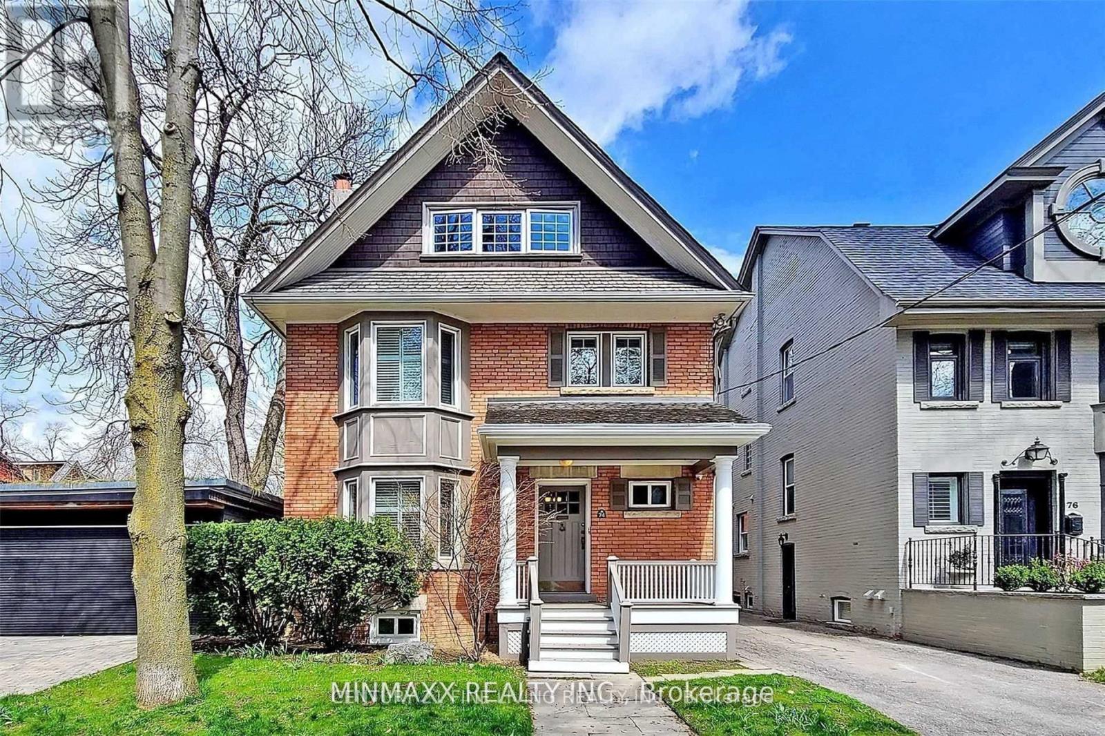 74 DALE AVENUE, Toronto, Ontario