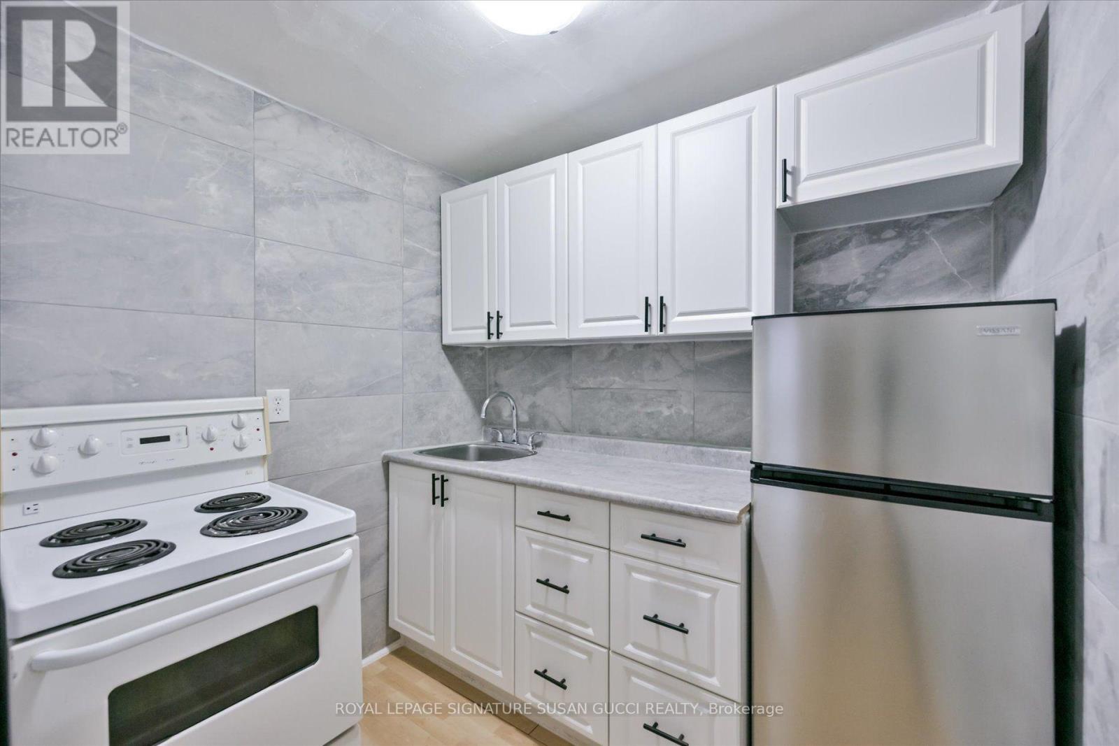 1 - 1169 Danforth Avenue, Toronto, Ontario  M4J 1M5 - Photo 10 - E13734212