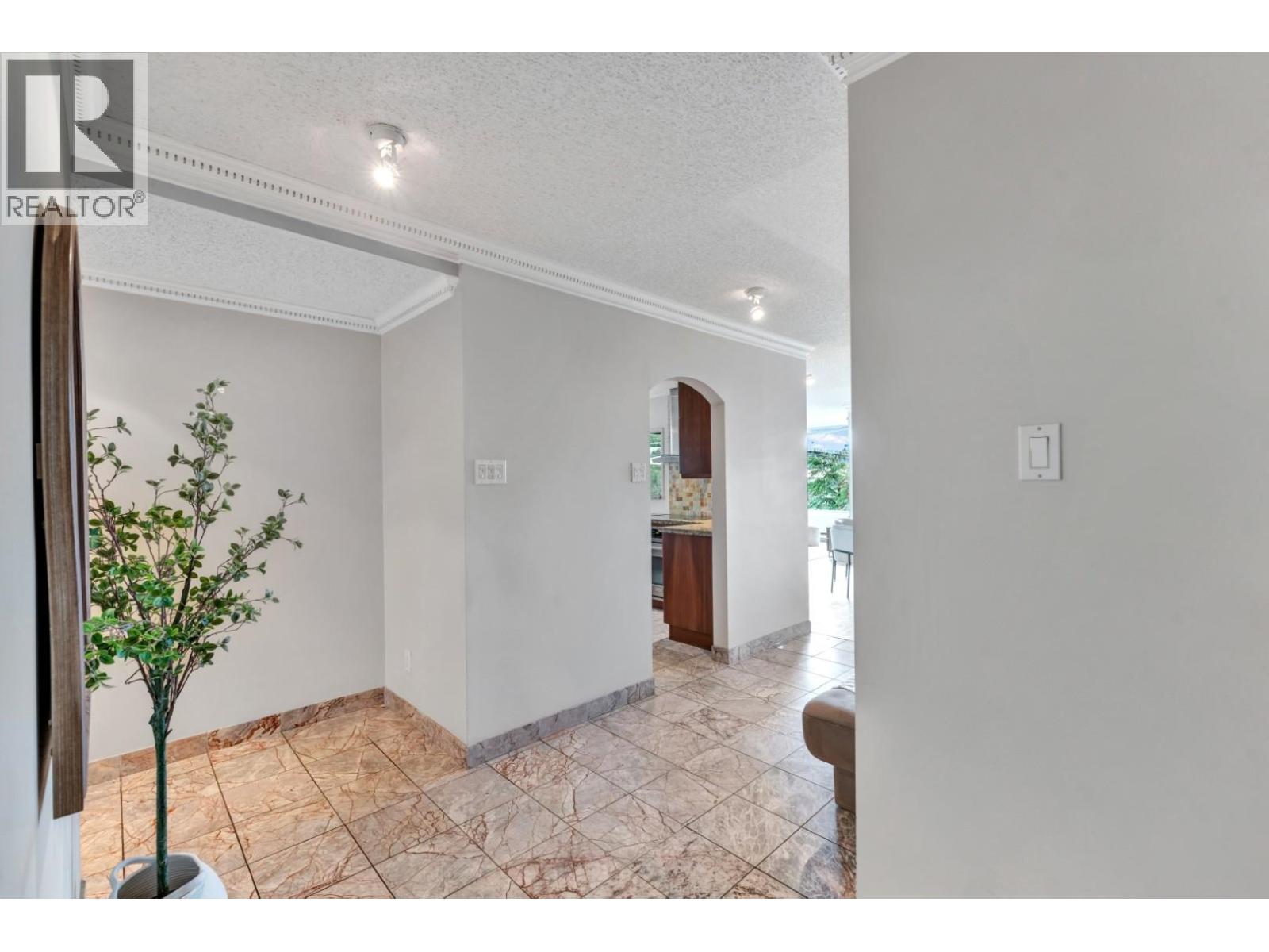 203 1675 HORNBY STREET, vancouver, British Columbia