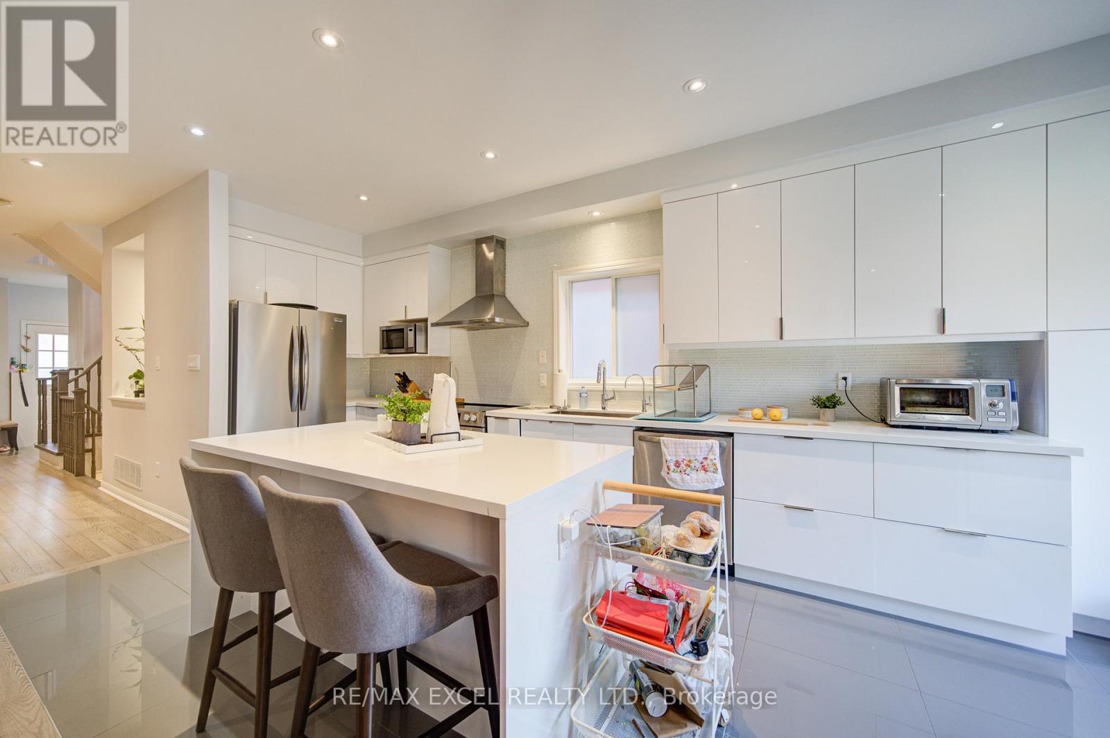 6 Sapphire Drive, Richmond Hill, Ontario  L4S 2E4 - Photo 19 - N13734186